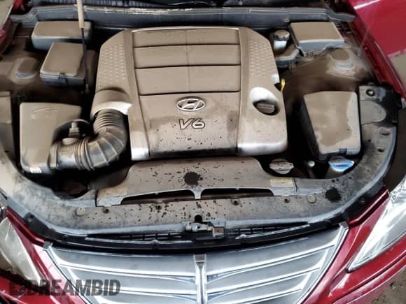 2011 Hyundai Genesis with VIN KMHGC4DE0BU141662, listed as a Copart auction lot 85555535 with 63,185 mi miles and Clean title. Bid and sale history available at DreamBid. Image 11.