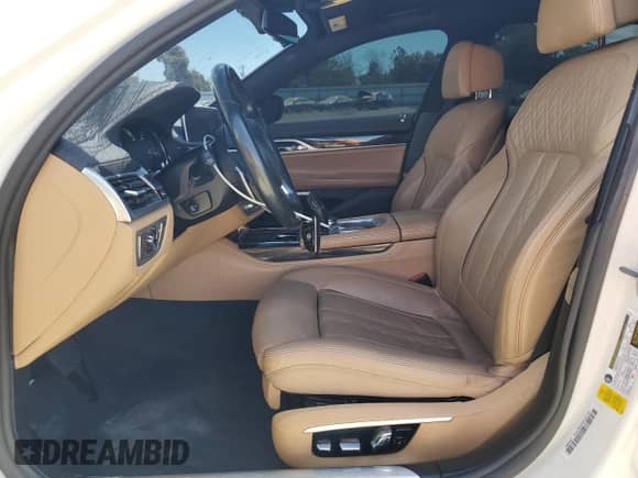 2016 BMW 7 Series 740i с VIN WBA7E2C52GG547465, выставлен на аукционе Copart как лот 67444965 с пробегом 133 943 миль миль и Списание • Salvage title. История ставок и продаж доступна на DreamBid. Изображение 7.