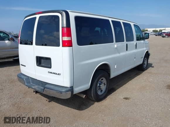 2006 Chevrolet Express Passenger с VIN 1GAHG35U061192639, выставлен на аукционе IAAI как лот 42465565 с пробегом 208 587 миль миль и . История ставок и продаж доступна на DreamBid. Изображение 4.