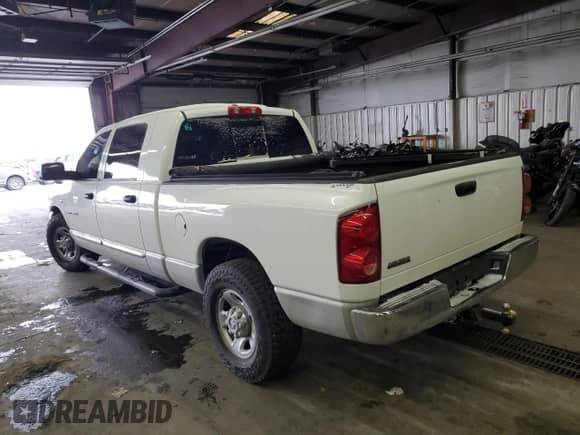 2007 Dodge 1500 SLT z VIN 3D7KR19D07G833903, wystawiony jako Copart lot #87939265 z przebiegiem 229 748 mil mil oraz Szkoda całkowita • Salvage title. Historia ofert i sprzedaży dostępna na DreamBid. Obrazek 2.
