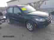 2017 Volkswagen Tiguan S с VIN WVGAV7AX2HK000023, выставлен на аукционе IAAI как лот 41971308 с пробегом 112 350 миль миль и . История ставок и продаж доступна на DreamBid. Изображение 1.