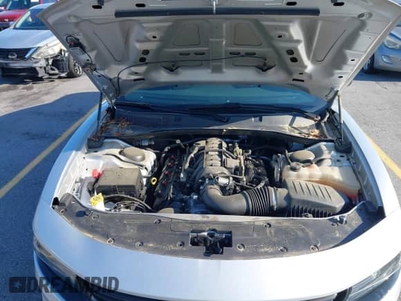 2020 Dodge Charger Police z VIN 2C3CDXKT8LH255453, wystawiony jako IAAI lot #42474125 z przebiegiem 36 680 mil mil oraz . Historia ofert i sprzedaży dostępna na DreamBid. Obrazek 10.