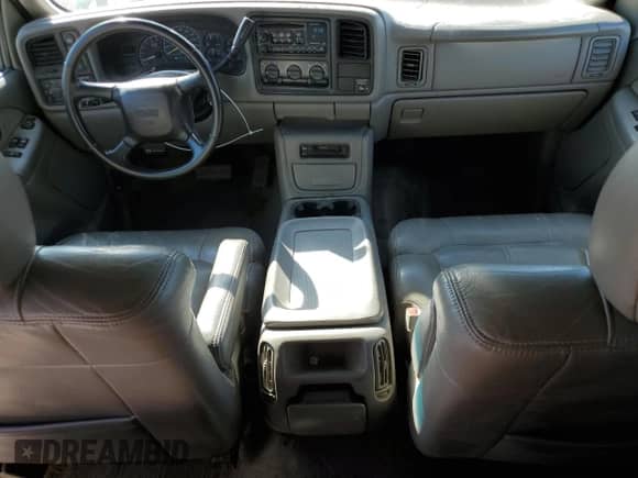 2001 GMC Sierra 1500 SLE с VIN 1GTEK19T21E114136, выставлен на аукционе Copart как лот 70085495 с пробегом 211 655 миль миль и Списание • Salvage title. История ставок и продаж доступна на DreamBid. Изображение 8.