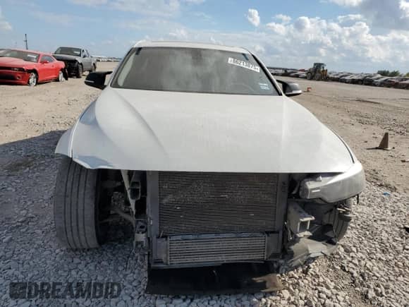 2013 BMW 3 Series 328i с VIN WBA3A5G56DNP26766, выставлен на аукционе Copart как лот 86213875 с пробегом 186 665 миль миль и Списание • Salvage title. История ставок и продаж доступна на DreamBid. Изображение 5.