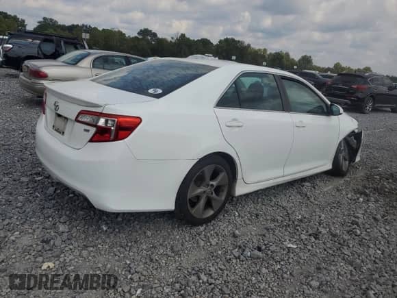 2014 Toyota Camry L с VIN 4T1BF1FK5EU303714, выставлен на аукционе Copart как лот 71257775 с пробегом 198 095 миль миль и Списание • Salvage title. История ставок и продаж доступна на DreamBid. Изображение 3.