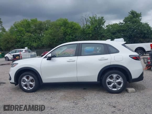 2024 Honda HR-V LX with VIN 3CZRZ2H35RM736072, listed as a IAAI auction lot 43033247 with 16,395 mi miles and . Bid and sale history available at DreamBid. Image 15.