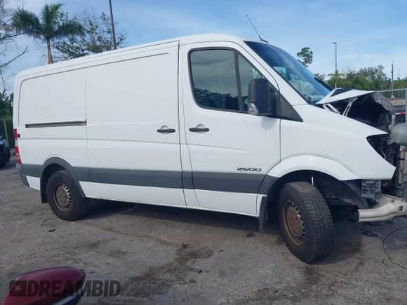 2008 Dodge Sprinter with VIN WD0PE745685293925, listed as a IAAI auction lot 42675185 with Not provided miles and . Bid and sale history available at DreamBid. Image 13.