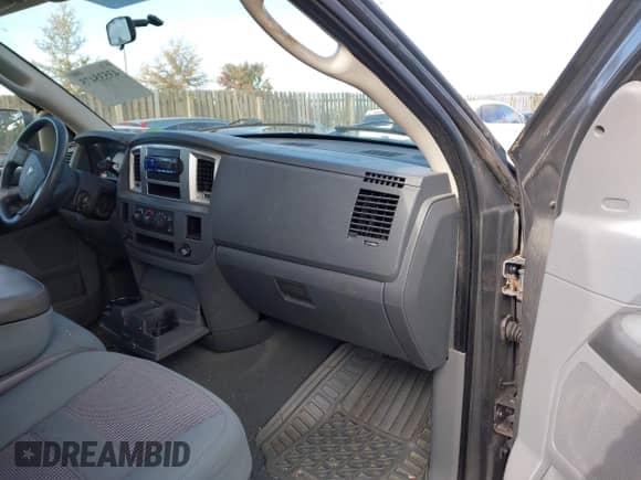 2007 Dodge 1500 SLT with VIN 1D7HA18267S196252, listed as a IAAI auction lot 43535475 with 188,301 mi miles and . Bid and sale history available at DreamBid. Image 5.