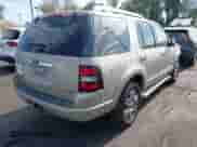2006 Ford Explorer Limited z VIN 1FMEU65E76UB66305, wystawiony jako IAAI lot #43040375 z przebiegiem 153 140 mil mil oraz . Historia ofert i sprzedaży dostępna na DreamBid. Obrazek 4.