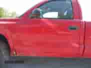 2003 Dodge Dakota z VIN 1D7FL16X63S355300, wystawiony jako IAAI lot #42140778 z przebiegiem 224 898 mil mil oraz . Historia ofert i sprzedaży dostępna na DreamBid. Obrazek 12.