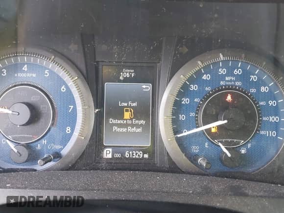 2017 Toyota Sienna XLE Auto Access Seat z VIN 5TDYZ3DC9HS864617, wystawiony jako IAAI lot #42833882 z przebiegiem 61 329 mil mil oraz . Historia ofert i sprzedaży dostępna na DreamBid. Obrazek 7.