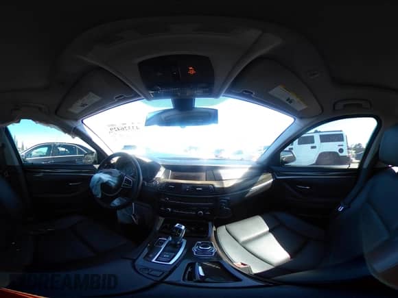 2013 BMW 5 Series 528i с VIN WBAXG5C52DD233582, выставлен на аукционе IAAI как лот 43326429 с пробегом 147 253 миль миль и . История ставок и продаж доступна на DreamBid. Изображение 19.