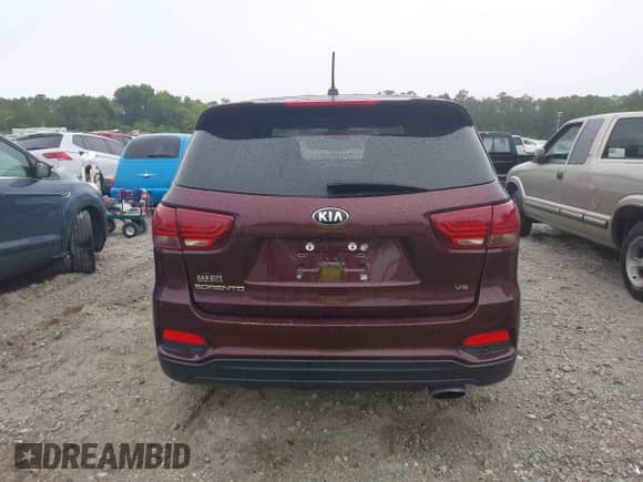 2019 Kia Sorento LX с VIN 5XYPGDA53KG482701, выставлен на аукционе IAAI как лот 42229929 с пробегом 161 526 миль миль и . История ставок и продаж доступна на DreamBid. Изображение 15.