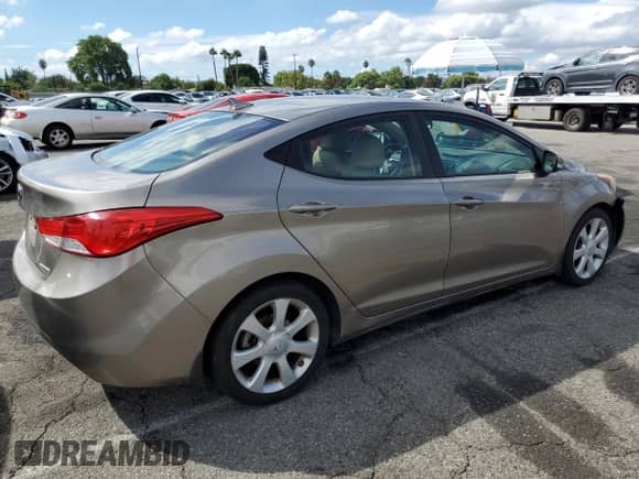 2013 Hyundai Elantra Limited с VIN 5NPDH4AE2DH311434, выставлен на аукционе Copart как лот 81088885 с пробегом Не указан миль и Списание • Salvage title. История ставок и продаж доступна на DreamBid. Изображение 3.