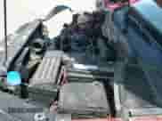 2010 Volkswagen Tiguan S с VIN WVGAV7AX3AW001762, выставлен на аукционе IAAI как лот 42572895 с пробегом 127 433 миль миль и . История ставок и продаж доступна на DreamBid. Изображение 20.