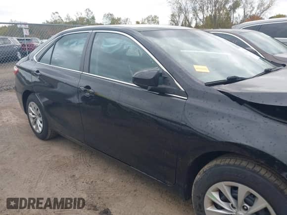 2016 Toyota Camry LE с VIN 4T4BF1FK1GR580112, выставлен на аукционе IAAI как лот 43442480 с пробегом 132 170 миль миль и . История ставок и продаж доступна на DreamBid. Изображение 13.