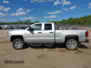 2017 Chevrolet Silverado 1500 Custom с VIN 1GCRCPEH3HZ300564, выставлен на аукционе IAAI как лот 42178810 с пробегом 111 877 миль миль и . История ставок и продаж доступна на DreamBid. Изображение 14.