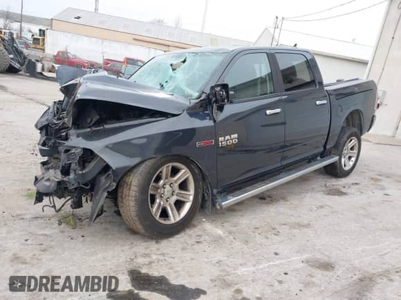 2015 Ram 1500 Laramie Longhorn с VIN 1C6RR7PM6FS622668, выставлен на аукционе IAAI как лот 41191292 с пробегом Не указан миль и . История ставок и продаж доступна на DreamBid. Изображение 18.