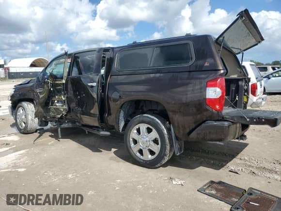 2020 Toyota Tundra Platinum с VIN 5TFGY5F15LX270602, выставлен на аукционе Copart как лот 76875064 с пробегом 54 258 миль миль и Списание • Salvage title. История ставок и продаж доступна на DreamBid. Изображение 2.