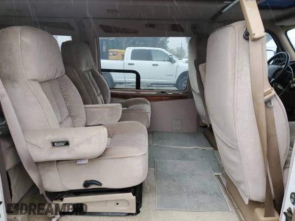 1999 Dodge Cargo Conversion z VIN 2B6HB11Y9XK584130, wystawiony jako Copart lot #48632355 z przebiegiem 86 237 mil mil oraz Czysty tytuł • Clean title. Historia ofert i sprzedaży dostępna na DreamBid. Obrazek 11.