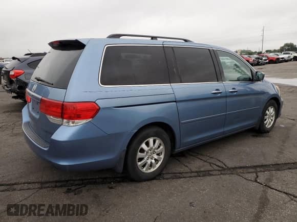 2008 Honda Odyssey EX z VIN 5FNRL38498B101378, wystawiony jako Copart lot #64691565 z przebiegiem 99 156 mil mil oraz Szkoda całkowita • Salvage title. Historia ofert i sprzedaży dostępna na DreamBid. Obrazek 3.
