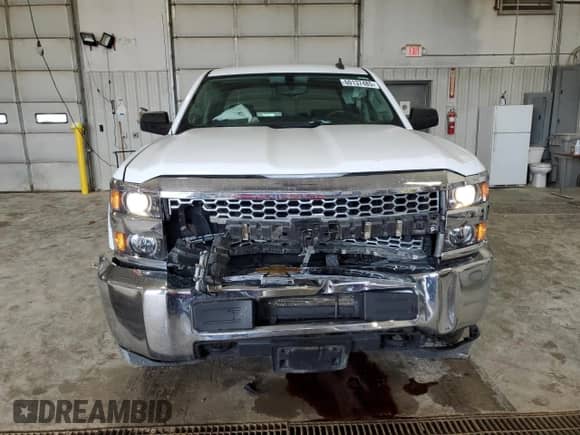 2019 Chevrolet Silverado 2500HD LT with VIN 1GC1KSEG7KF266776, listed as a Copart auction lot 60137485 with 94,005 mi miles and Salvage title. Bid and sale history available at DreamBid. Image 5.