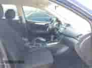 2019 Nissan Sentra S z VIN 3N1AB7AP2KY252024, wystawiony jako IAAI lot #43051277 z przebiegiem 91 265 mil mil oraz . Historia ofert i sprzedaży dostępna na DreamBid. Obrazek 5.