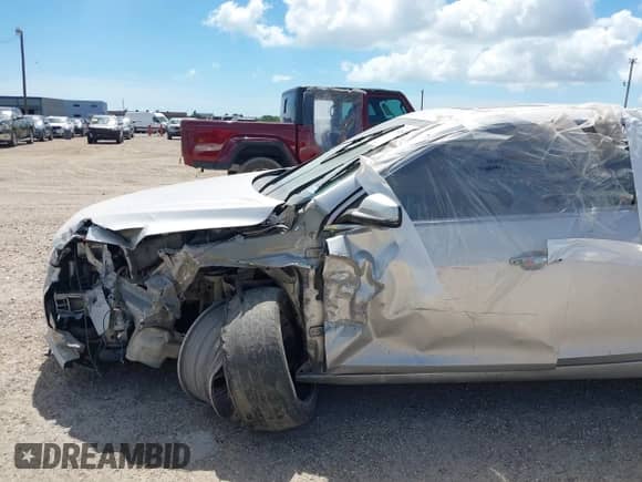 2015 Chevrolet Malibu LTZ с VIN 1G11G5SXXFF182621, выставлен на аукционе IAAI как лот 42748099 с пробегом 125 995 миль миль и . История ставок и продаж доступна на DreamBid. Изображение 6.