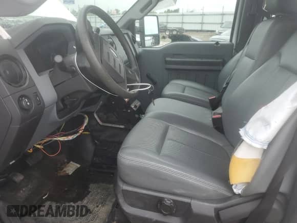 2011 Ford F-250 XL с VIN 1FT7W2B63BEB32721, выставлен на аукционе Copart как лот 60936115 с пробегом 39 401 миль миль и Списание • Salvage title. История ставок и продаж доступна на DreamBid. Изображение 7.