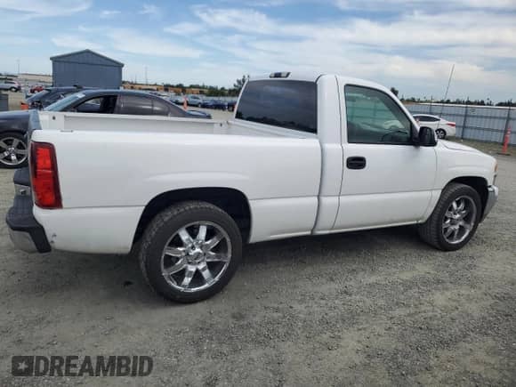 1999 GMC Sierra 1500 SLE с VIN 1GTEC14T3XZ507987, выставлен на аукционе Copart как лот 51455195 с пробегом 235 344 миль миль и Списание • Salvage title. История ставок и продаж доступна на DreamBid. Изображение 3.