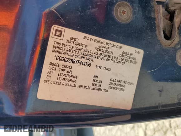 2000 Chevrolet Silverado 2500 с VIN 1GCGC23R8YF414759, выставлен на аукционе Copart как лот 66645665 с пробегом 200 745 миль миль и Списание • Salvage title. История ставок и продаж доступна на DreamBid. Изображение 12.