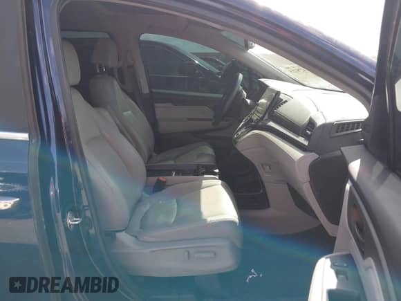 2019 Honda Odyssey EX-L z VIN 5FNRL6H79KB109645, wystawiony jako IAAI lot #42781215 z przebiegiem 80 942 mil mil oraz . Historia ofert i sprzedaży dostępna na DreamBid. Obrazek 5.