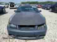2002 Ford Mustang GT Deluxe z VIN 1FAFP45X02F191248, wystawiony jako Copart lot #64634375 z przebiegiem Nie podano mil oraz Czysty tytuł • Clean title. Historia ofert i sprzedaży dostępna na DreamBid. Obrazek 5.