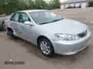 2005 Toyota Camry LE with VIN 4T1BE30K35U060993, listed as a IAAI auction lot 42773927 with 117,501 mi miles and . Bid and sale history available at DreamBid. Image 1.