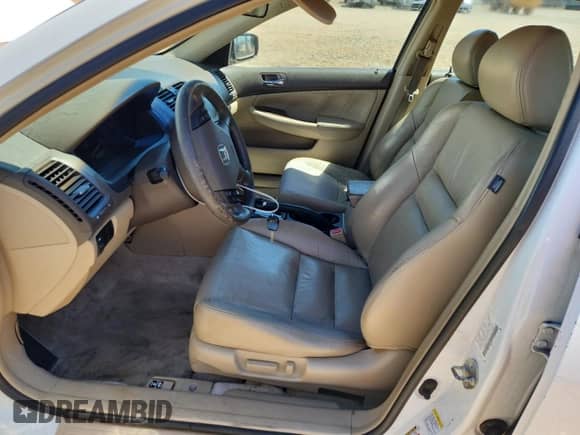 2006 Honda Accord EX-L с VIN 1HGCM568X6A129282, выставлен на аукционе Copart как лот 71073745 с пробегом 195 059 миль миль и На запчасти • Non repairable. История ставок и продаж доступна на DreamBid. Изображение 7.