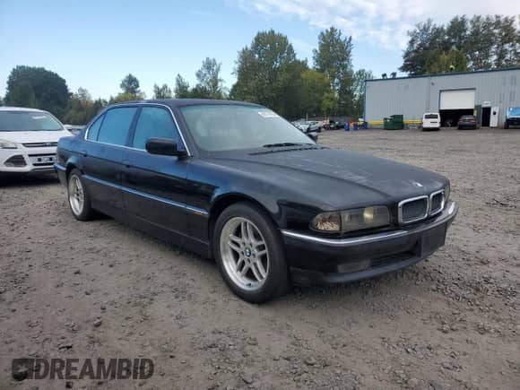 1998 BMW 7 Series 740iL with VIN WBAGJ8329WDM19325, listed as a Copart auction lot 86174655 with Not provided miles and Clean title. Bid and sale history available at DreamBid. Image 4.
