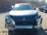 2023 Mitsubishi Outlander SEL z VIN JA4J4VA80PZ014751, wystawiony jako IAAI lot #41773106 z przebiegiem 20 980 mil mil oraz . Historia ofert i sprzedaży dostępna na DreamBid. Obrazek 13.