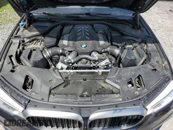 2020 BMW 5 Series M550i xDrive with VIN WBAJS7C04LBN96223, listed as a Copart auction lot 69381004 with 60,912 mi miles and Salvage title. Bid and sale history available at DreamBid. Image 11.