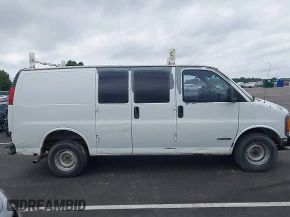 1999 Chevrolet Express Cargo с VIN 1GCFG15W9X1145423, выставлен на аукционе IAAI как лот 43036450 с пробегом 318 623 миль миль и . История ставок и продаж доступна на DreamBid. Изображение 13.