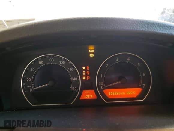 2007 BMW 7 Series 750i с VIN WBAHL83547DT08658, выставлен на аукционе Copart как лот 64350175 с пробегом 205 826 миль миль и Списание • Salvage title. История ставок и продаж доступна на DreamBid. Изображение 9.