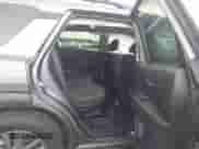 2022 Nissan Pathfinder SV z VIN 5N1DR3BA5NC258921, wystawiony jako IAAI lot #43005756 z przebiegiem 42 585 mil mil oraz . Historia ofert i sprzedaży dostępna na DreamBid. Obrazek 8.