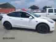 2021 Tesla Model Y Long Range с VIN 5YJYGDEE4MF245529, выставлен на аукционе IAAI как лот 42795489 с пробегом 58 214 миль миль и . История ставок и продаж доступна на DreamBid. Изображение 13.