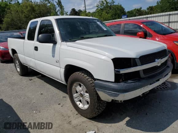 2004 Chevrolet Silverado 1500 LT with VIN 2GCEC19T741304811, listed as a Copart auction lot 51093294 with 231,354 mi miles and Salvage title. Bid and sale history available at DreamBid. Image 4.