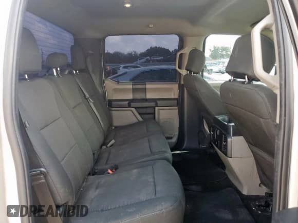 2019 Ford F-150 XL с VIN 1FTEW1CP0KKE91826, выставлен на аукционе Copart как лот 80837795 с пробегом 85 257 миль миль и Списание • Salvage title. История ставок и продаж доступна на DreamBid. Изображение 10.