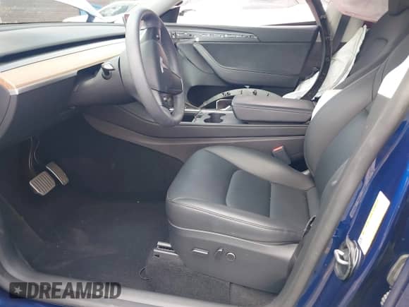 2023 Tesla Model Y Long Range с VIN 7SAYGDEE4PA146570, выставлен на аукционе IAAI как лот 42803265 с пробегом 33 836 миль миль и . История ставок и продаж доступна на DreamBid. Изображение 5.