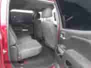 2018 Chevrolet Silverado 2500HD LT z VIN 1GC1KVEG2JF139157, wystawiony jako IAAI lot #42599357 z przebiegiem Nie podano mil oraz . Historia ofert i sprzedaży dostępna na DreamBid. Obrazek 8.