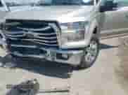 2017 Ford F-150 XL z VIN 1FTEW1CP0HFB09408, wystawiony jako IAAI lot #42593614 z przebiegiem 85 321 mil mil oraz . Historia ofert i sprzedaży dostępna na DreamBid. Obrazek 6.