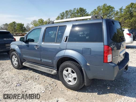 2005 Nissan Pathfinder SE z VIN 5N1AR18U05C714039, wystawiony jako Copart lot #47400015 z przebiegiem 163 519 mil mil oraz Czysty tytuł • Clean title. Historia ofert i sprzedaży dostępna na DreamBid. Obrazek 2.