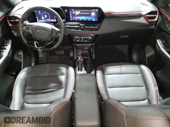 2024 Chevrolet TrailBlazer RS z VIN KL79MUSL2RB191655, wystawiony jako Copart lot #71953975 z przebiegiem 38 451 mil mil oraz Czysty tytuł • Clean title. Historia ofert i sprzedaży dostępna na DreamBid. Obrazek 8.