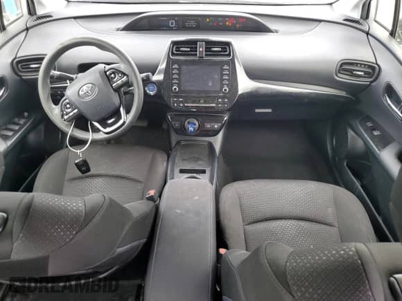 2020 Toyota Prius L Eco with VIN JTDKARFU1L3110448, listed as a Copart auction lot 62989195 with 121,975 mi miles and Salvage title. Bid and sale history available at DreamBid. Image 8.